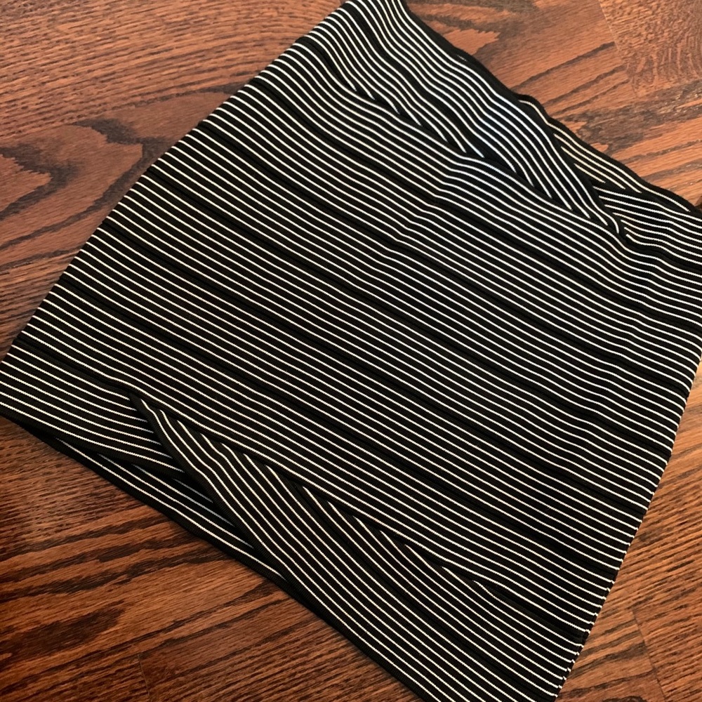 BCBG bandage skirt